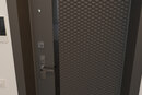 Входная дверь Гардиан в интерьере с отделкой Морион КПЛ 03