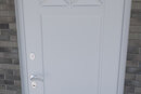 Входная дверь Гардиан в экстерьере с отделкой 18 Вента К 04
